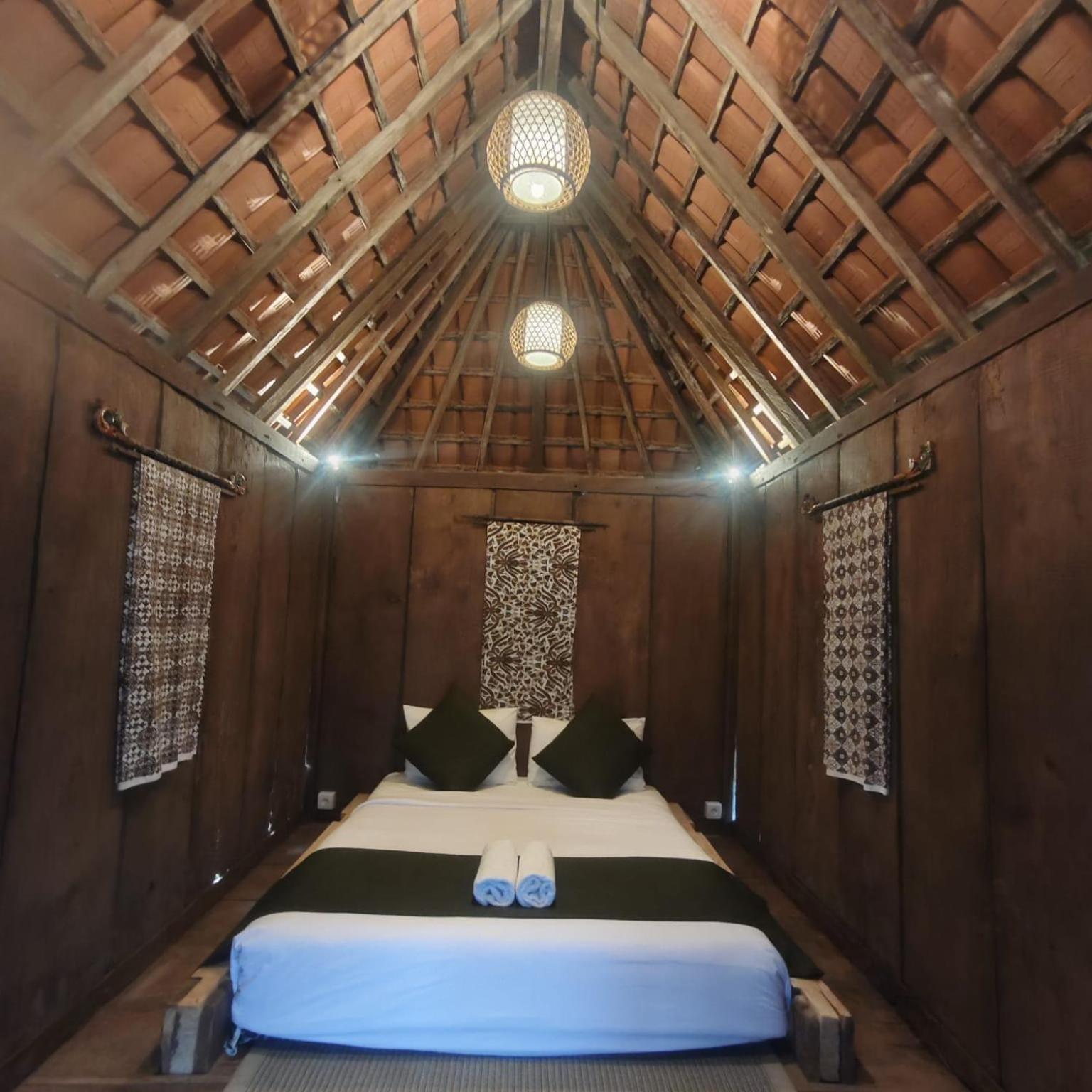 Pondok Kawinaya Singaraja  Phòng bức ảnh